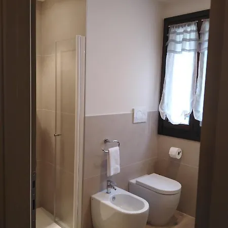 La Libellula Alojamento de Acomodação e Pequeno-almoço 3*